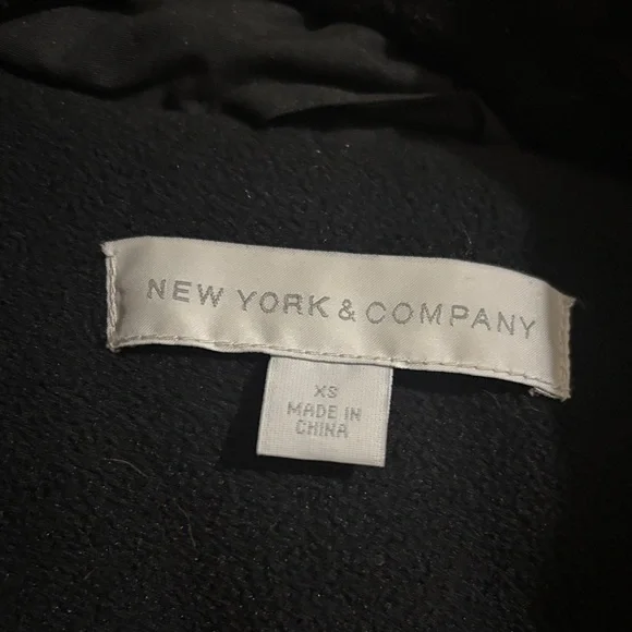 New York & Company Black Women's Vest - Picture 2 of 3